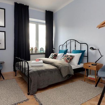 Hala Mirowska Stylish Apartment วอร์ซอ ภายนอก รูปภาพ
