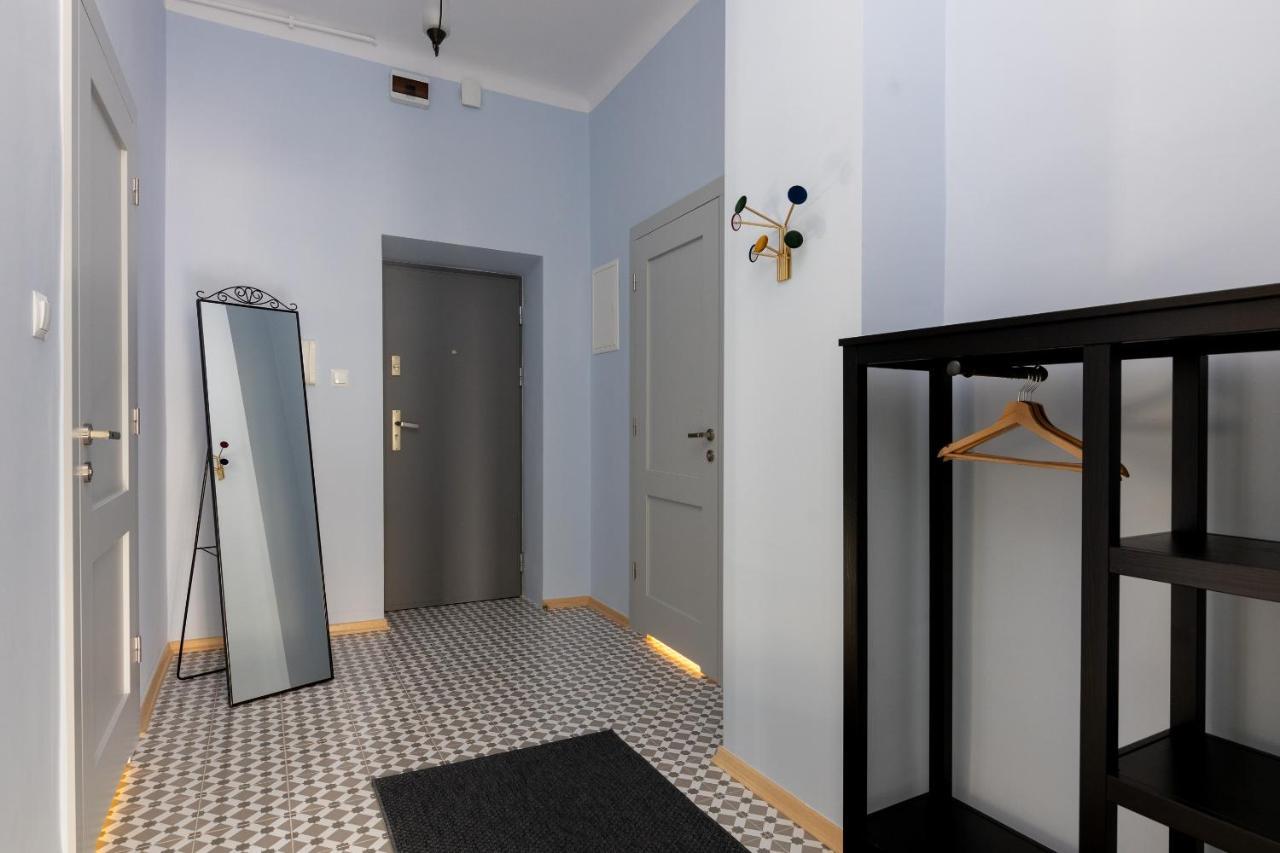 Hala Mirowska Stylish Apartment วอร์ซอ ภายนอก รูปภาพ