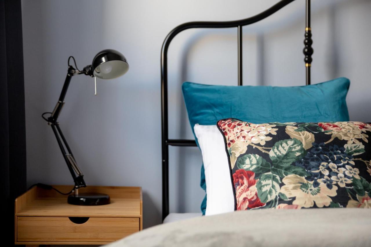 Hala Mirowska Stylish Apartment วอร์ซอ ภายนอก รูปภาพ
